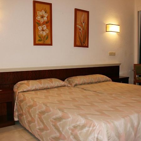 Hotel La Nina Cala Millor  Room photo