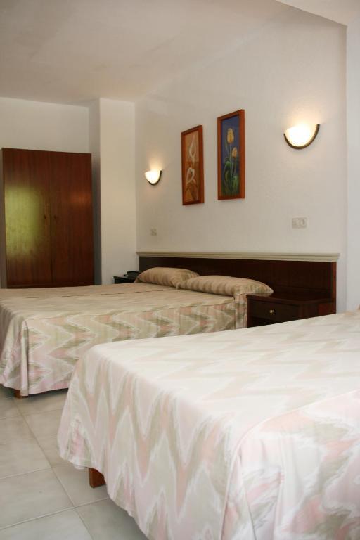 Hotel La Nina Cala Millor  Room photo